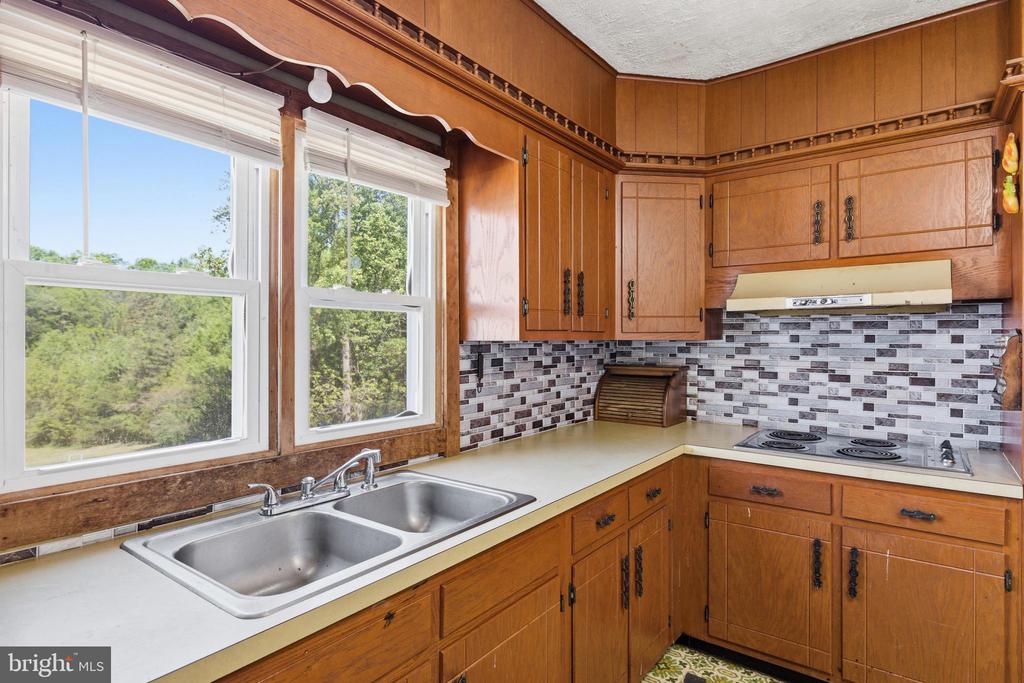 269 COMER AVE, SHENANDOAH, Virginia 22849, 2 Bedrooms Bedrooms, ,1 BathroomBathrooms,Residential,269 COMER AVE,VAPA2006404 MLS # VAPA2006404