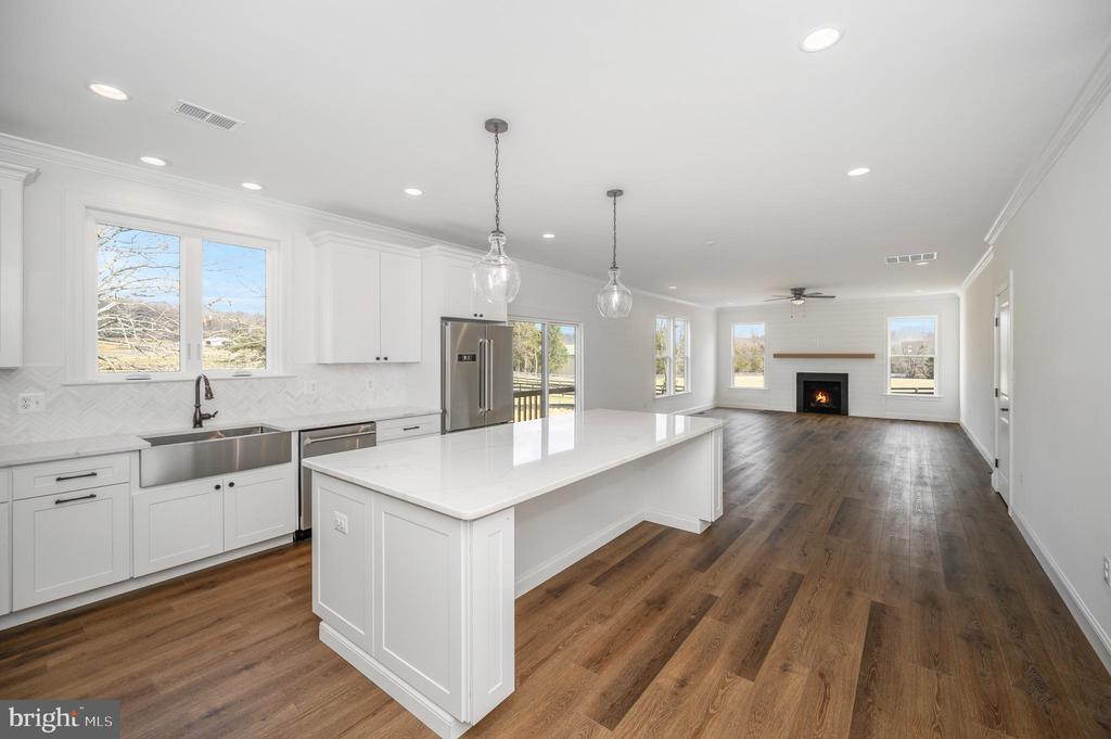 13214 BRISTOW RD, NOKESVILLE, Virginia 20181, 5 Bedrooms Bedrooms, ,4 BathroomsBathrooms,Residential,13214 BRISTOW RD,VAFQ2021926 MLS # VAFQ2021926