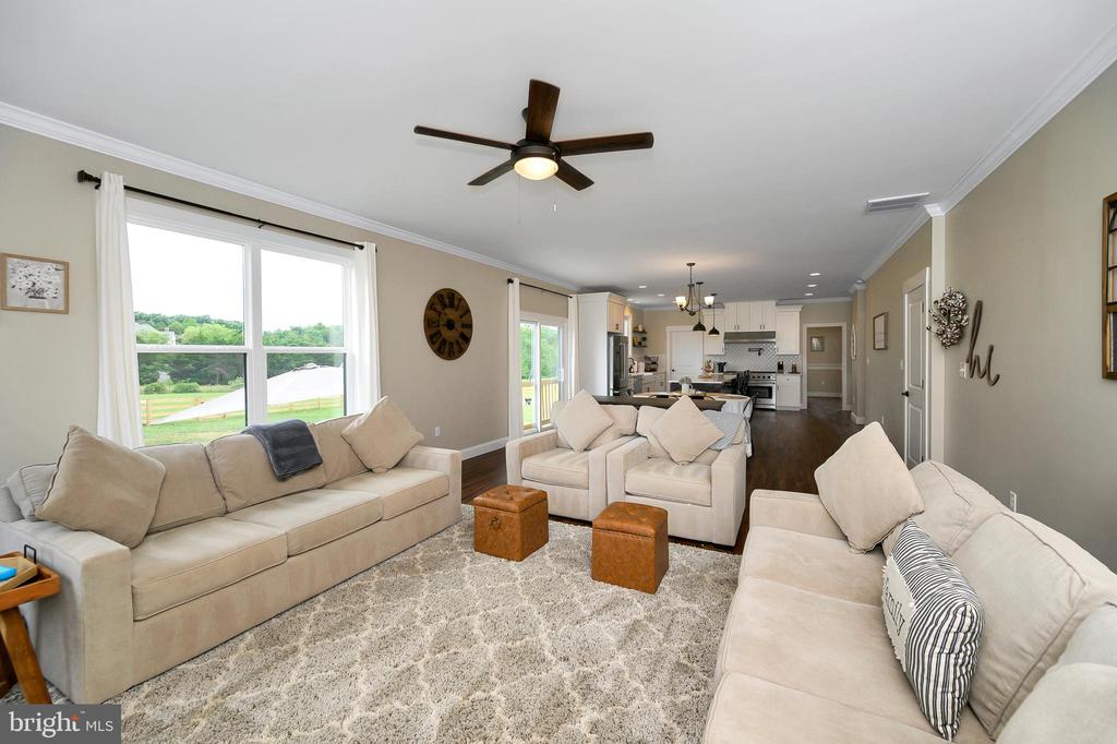 13214 BRISTOW RD, NOKESVILLE, Virginia 20181, 5 Bedrooms Bedrooms, ,4 BathroomsBathrooms,Residential,13214 BRISTOW RD,VAFQ2021926 MLS # VAFQ2021926