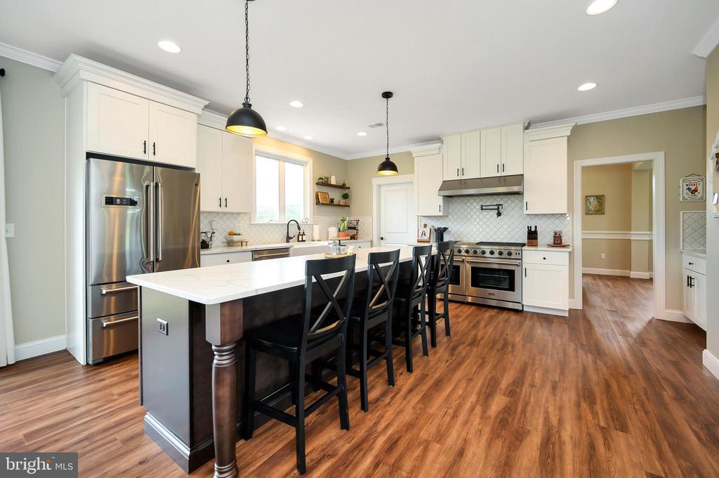 13214 BRISTOW RD, NOKESVILLE, Virginia 20181, 5 Bedrooms Bedrooms, ,4 BathroomsBathrooms,Residential,13214 BRISTOW RD,VAFQ2021926 MLS # VAFQ2021926