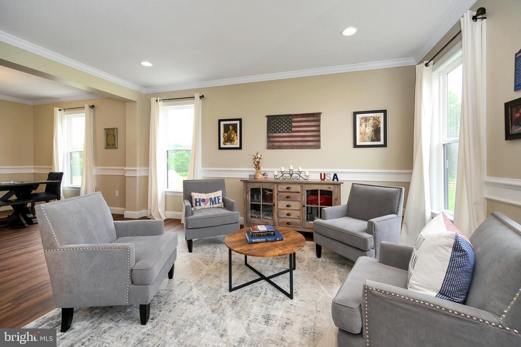 13214 BRISTOW RD, NOKESVILLE, Virginia 20181, 5 Bedrooms Bedrooms, ,4 BathroomsBathrooms,Residential,13214 BRISTOW RD,VAFQ2021926 MLS # VAFQ2021926