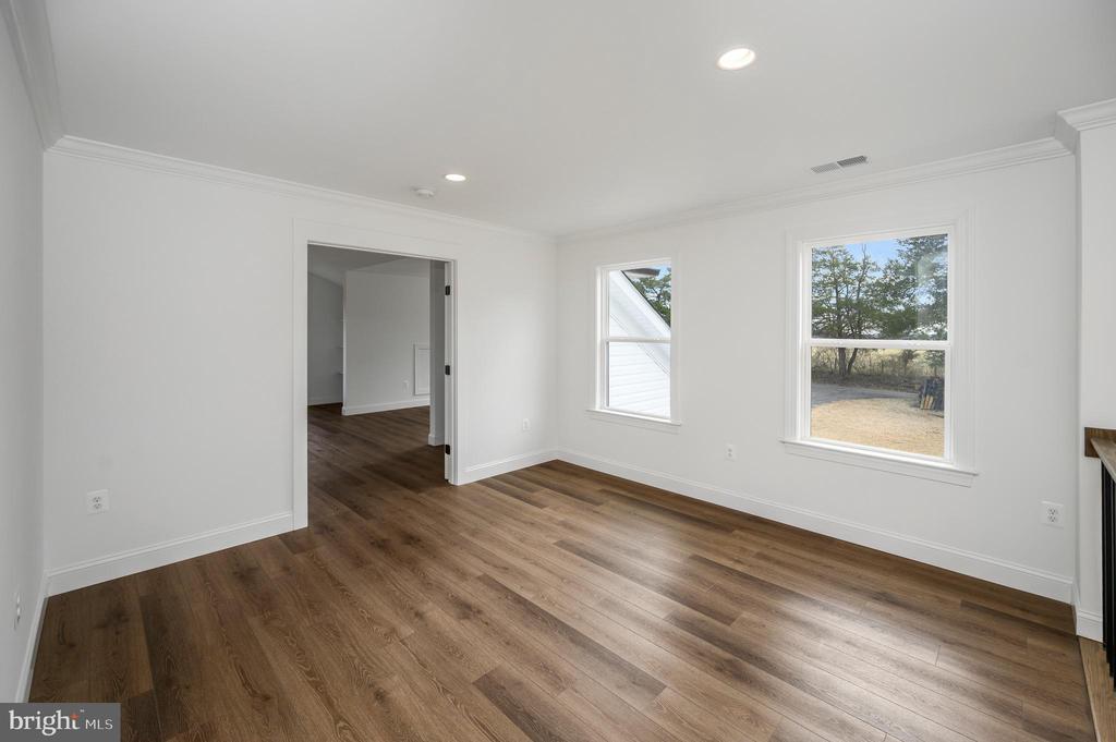 13214 BRISTOW RD, NOKESVILLE, Virginia 20181, 5 Bedrooms Bedrooms, ,4 BathroomsBathrooms,Residential,13214 BRISTOW RD,VAFQ2021926 MLS # VAFQ2021926