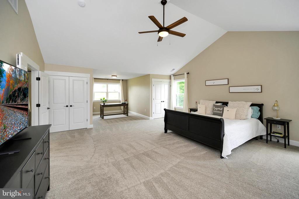 13214 BRISTOW RD, NOKESVILLE, Virginia 20181, 5 Bedrooms Bedrooms, ,4 BathroomsBathrooms,Residential,13214 BRISTOW RD,VAFQ2021926 MLS # VAFQ2021926