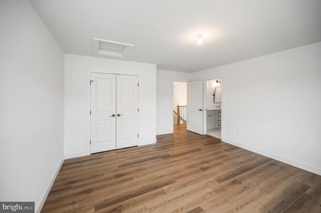 13214 BRISTOW RD, NOKESVILLE, Virginia 20181, 5 Bedrooms Bedrooms, ,4 BathroomsBathrooms,Residential,13214 BRISTOW RD,VAFQ2021926 MLS # VAFQ2021926