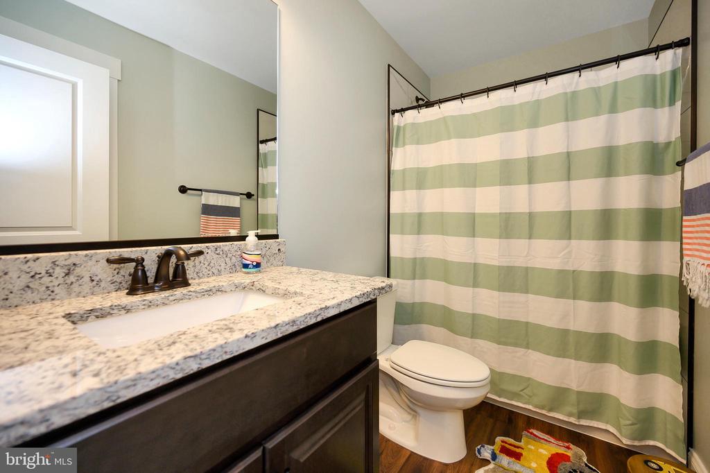 13214 BRISTOW RD, NOKESVILLE, Virginia 20181, 5 Bedrooms Bedrooms, ,4 BathroomsBathrooms,Residential,13214 BRISTOW RD,VAFQ2021926 MLS # VAFQ2021926