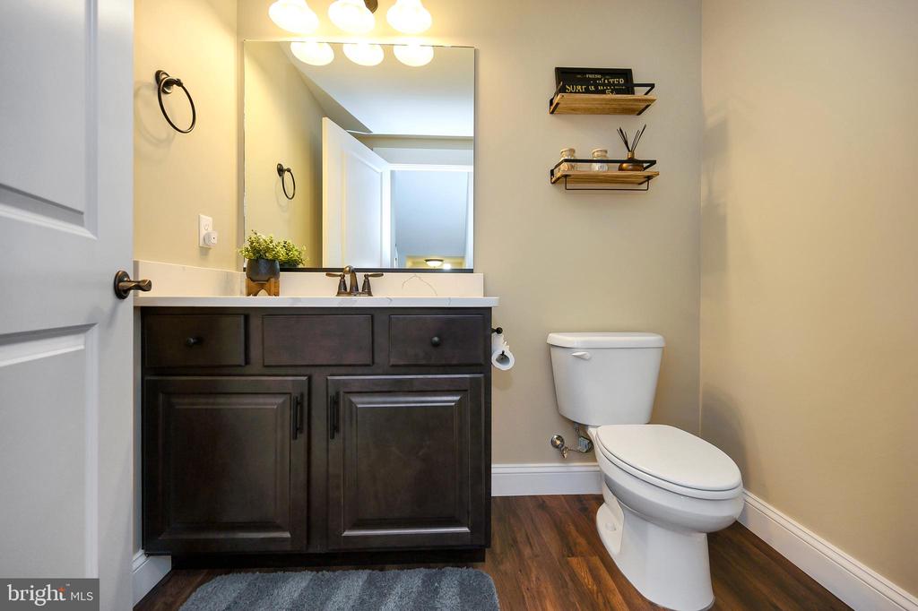 13214 BRISTOW RD, NOKESVILLE, Virginia 20181, 5 Bedrooms Bedrooms, ,4 BathroomsBathrooms,Residential,13214 BRISTOW RD,VAFQ2021926 MLS # VAFQ2021926