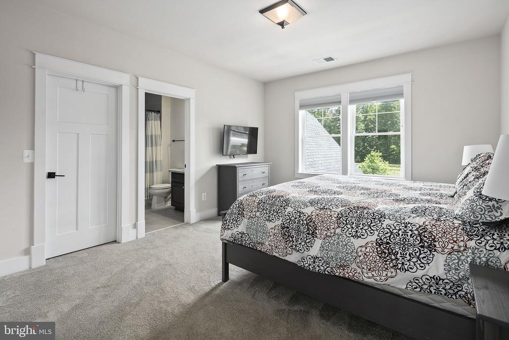 505 ARK AVE, BUMPASS, Virginia 23024, 9 Bedrooms Bedrooms, ,7 BathroomsBathrooms,Residential,505 ARK AVE,VALA2009840 MLS # VALA2009840