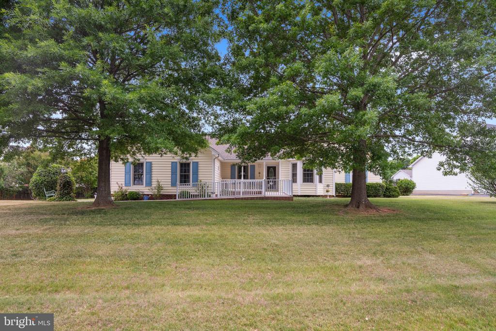 10619 HEATHER GREENS CIR, SPOTSYLVANIA, Virginia 22553, 3 Bedrooms Bedrooms, ,2 BathroomsBathrooms,Residential,10619 HEATHER GREENS CIR,VASP2040850 MLS # VASP2040850