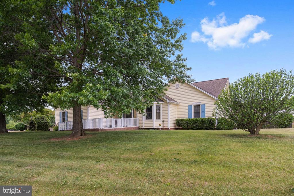 10619 HEATHER GREENS CIR, SPOTSYLVANIA, Virginia 22553, 3 Bedrooms Bedrooms, ,2 BathroomsBathrooms,Residential,10619 HEATHER GREENS CIR,VASP2040850 MLS # VASP2040850