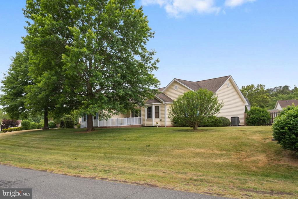 10619 HEATHER GREENS CIR, SPOTSYLVANIA, Virginia 22553, 3 Bedrooms Bedrooms, ,2 BathroomsBathrooms,Residential,10619 HEATHER GREENS CIR,VASP2040850 MLS # VASP2040850