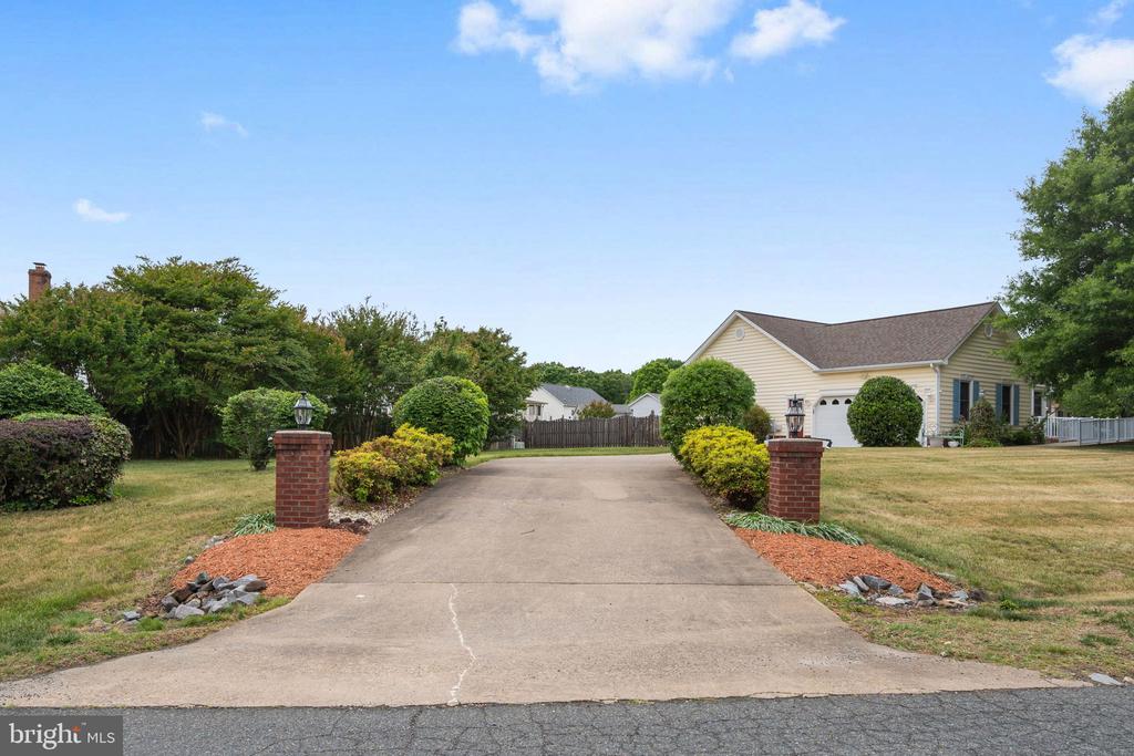 10619 HEATHER GREENS CIR, SPOTSYLVANIA, Virginia 22553, 3 Bedrooms Bedrooms, ,2 BathroomsBathrooms,Residential,10619 HEATHER GREENS CIR,VASP2040850 MLS # VASP2040850