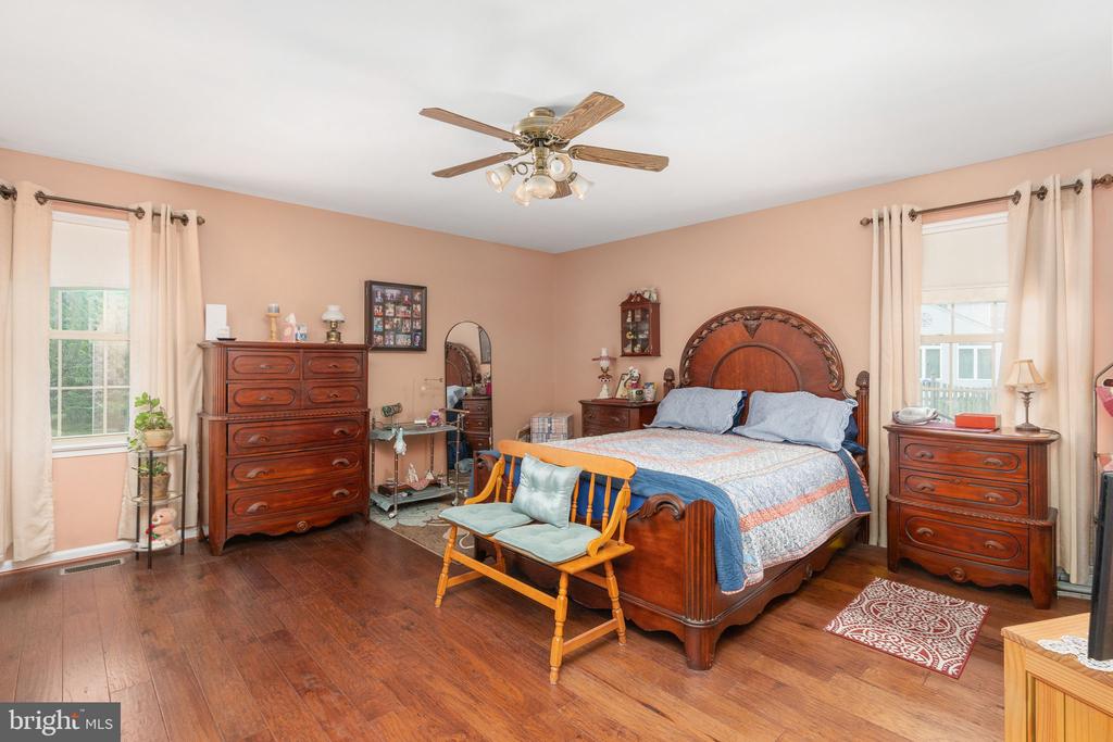 10619 HEATHER GREENS CIR, SPOTSYLVANIA, Virginia 22553, 3 Bedrooms Bedrooms, ,2 BathroomsBathrooms,Residential,10619 HEATHER GREENS CIR,VASP2040850 MLS # VASP2040850