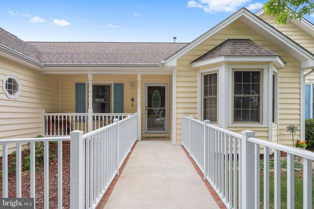 10619 HEATHER GREENS CIR, SPOTSYLVANIA, Virginia 22553, 3 Bedrooms Bedrooms, ,2 BathroomsBathrooms,Residential,10619 HEATHER GREENS CIR,VASP2040850 MLS # VASP2040850