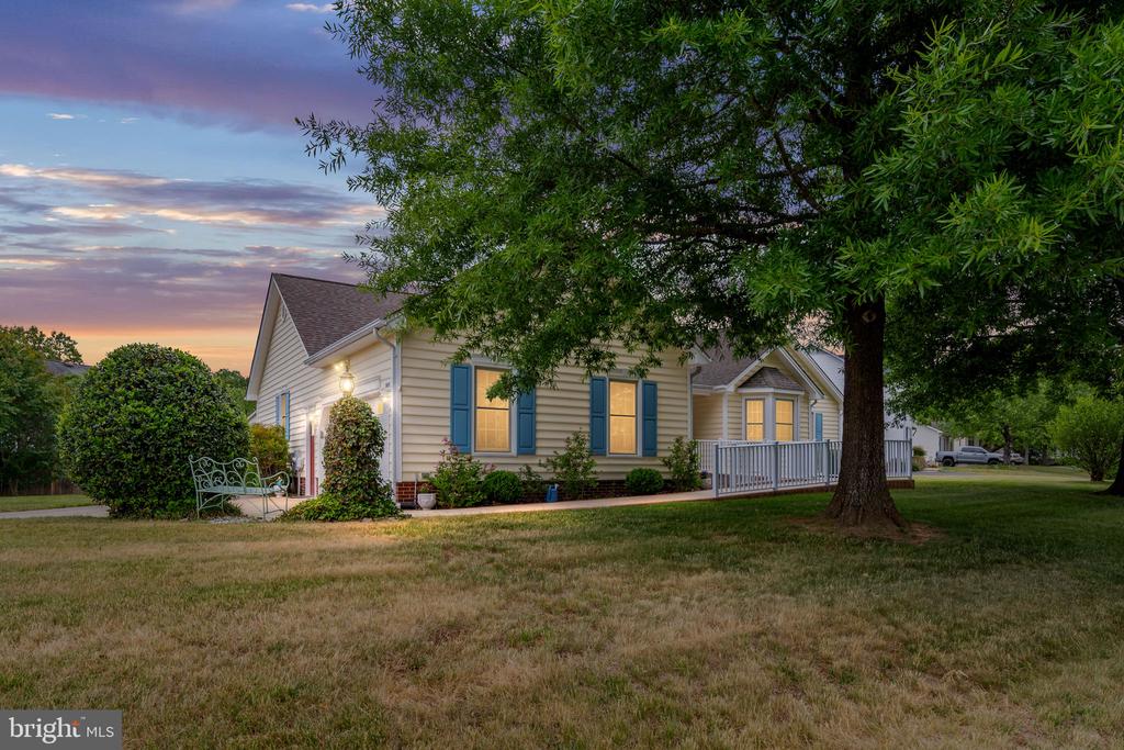 10619 HEATHER GREENS CIR, SPOTSYLVANIA, Virginia 22553, 3 Bedrooms Bedrooms, ,2 BathroomsBathrooms,Residential,10619 HEATHER GREENS CIR,VASP2040850 MLS # VASP2040850