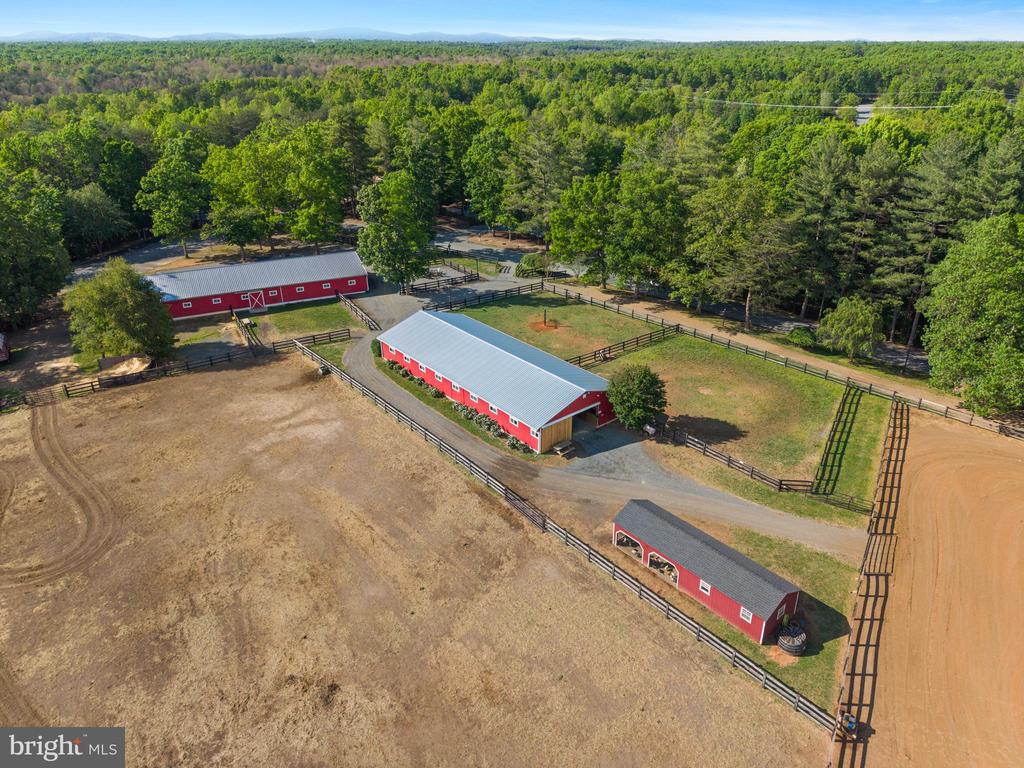 132 PINEHURST DR DR, GORDONSVILLE, Virginia 22942, 3 Bedrooms Bedrooms, ,2 BathroomsBathrooms,Residential,132 PINEHURST DR DR,VALA2009848 MLS # VALA2009848