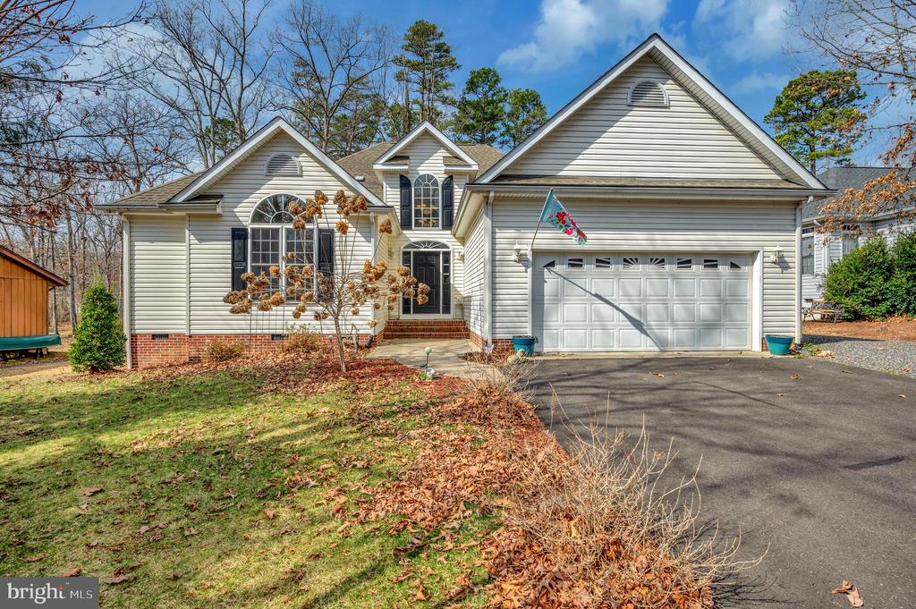 204 WAKEFIELD DR, LOCUST GROVE, Virginia 22508, 3 Bedrooms Bedrooms, ,2 BathroomsBathrooms,Residential,204 WAKEFIELD DR,VAOR2014030 MLS # VAOR2014030