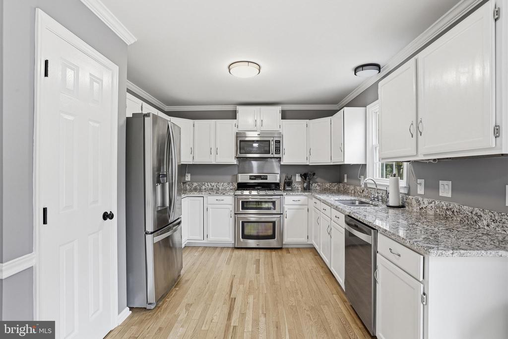 10507 HEATHER GREENS CIR, SPOTSYLVANIA, Virginia 22553, 3 Bedrooms Bedrooms, ,3 BathroomsBathrooms,Residential,10507 HEATHER GREENS CIR,VASP2041732 MLS # VASP2041732