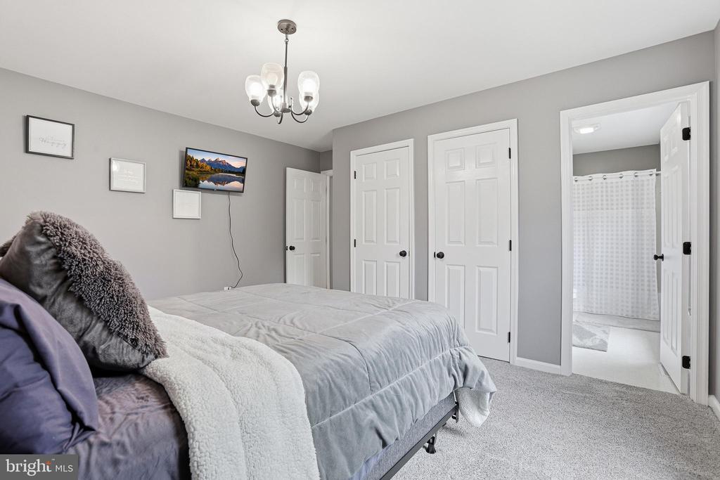 10507 HEATHER GREENS CIR, SPOTSYLVANIA, Virginia 22553, 3 Bedrooms Bedrooms, ,3 BathroomsBathrooms,Residential,10507 HEATHER GREENS CIR,VASP2041732 MLS # VASP2041732