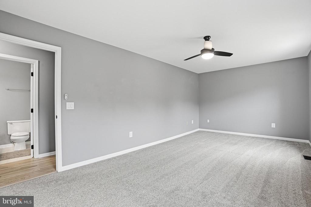 10507 HEATHER GREENS CIR, SPOTSYLVANIA, Virginia 22553, 3 Bedrooms Bedrooms, ,3 BathroomsBathrooms,Residential,10507 HEATHER GREENS CIR,VASP2041732 MLS # VASP2041732
