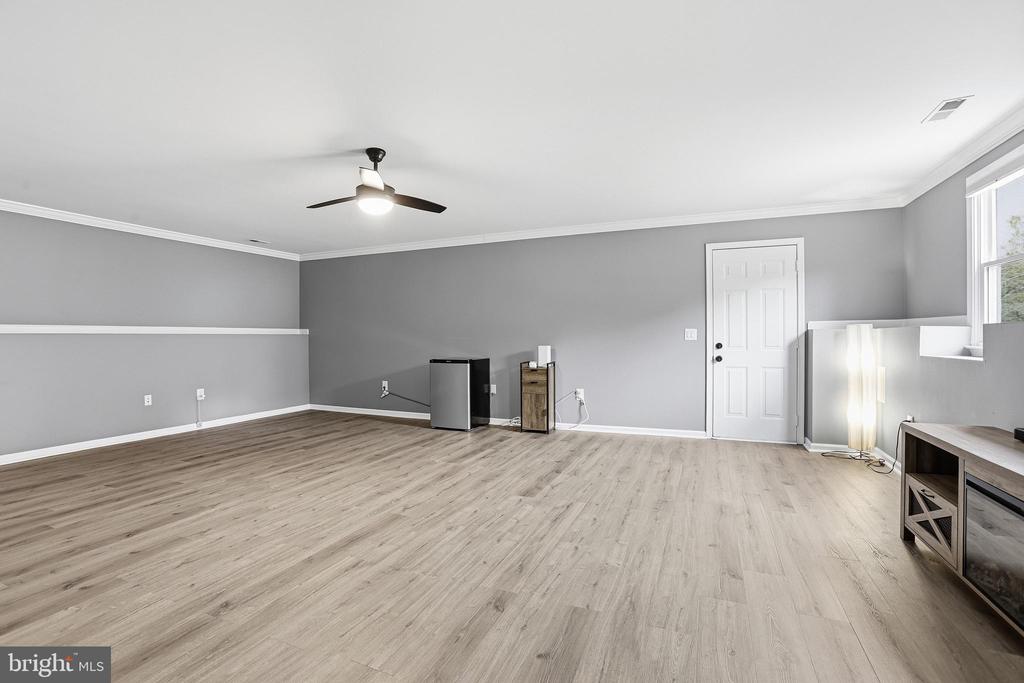 10507 HEATHER GREENS CIR, SPOTSYLVANIA, Virginia 22553, 3 Bedrooms Bedrooms, ,3 BathroomsBathrooms,Residential,10507 HEATHER GREENS CIR,VASP2041732 MLS # VASP2041732