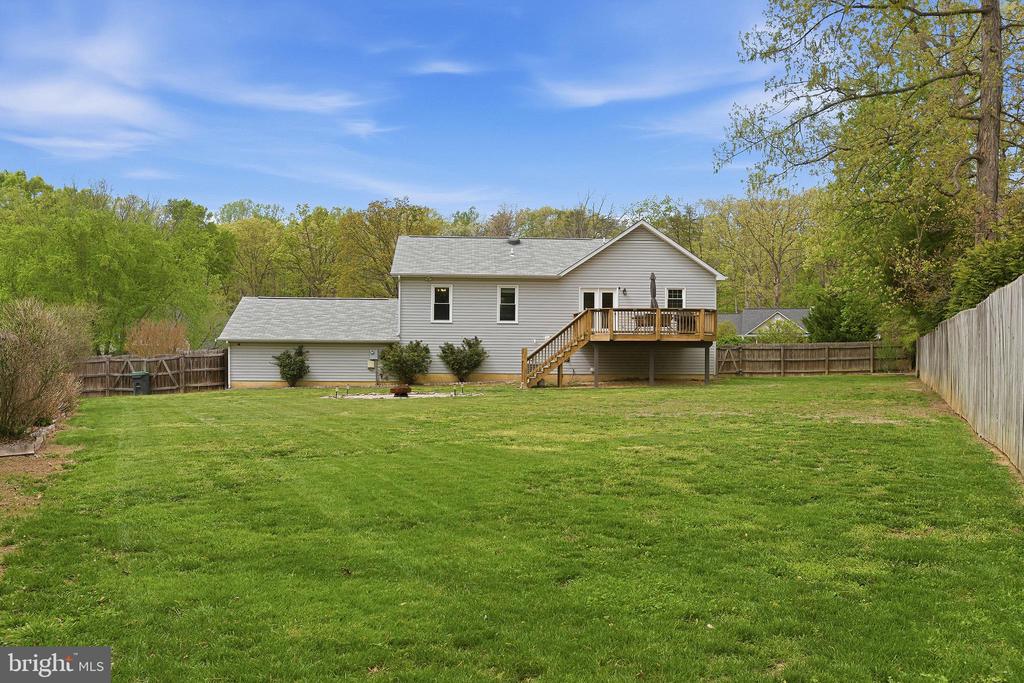 10507 HEATHER GREENS CIR, SPOTSYLVANIA, Virginia 22553, 3 Bedrooms Bedrooms, ,3 BathroomsBathrooms,Residential,10507 HEATHER GREENS CIR,VASP2041732 MLS # VASP2041732