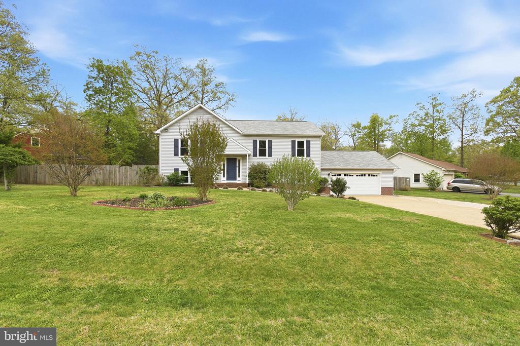 10507 HEATHER GREENS CIR, SPOTSYLVANIA, Virginia 22553, 3 Bedrooms Bedrooms, ,3 BathroomsBathrooms,Residential,10507 HEATHER GREENS CIR,VASP2041732 MLS # VASP2041732