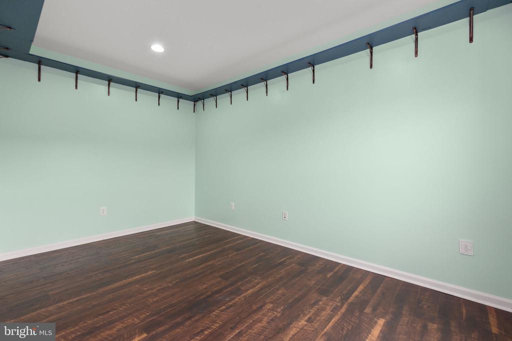 2509 CORNELL DR, FREDERICKSBURG, Virginia 22408, 4 Bedrooms Bedrooms, ,2 BathroomsBathrooms,Residential,2509 CORNELL DR,VASP2041438 MLS # VASP2041438