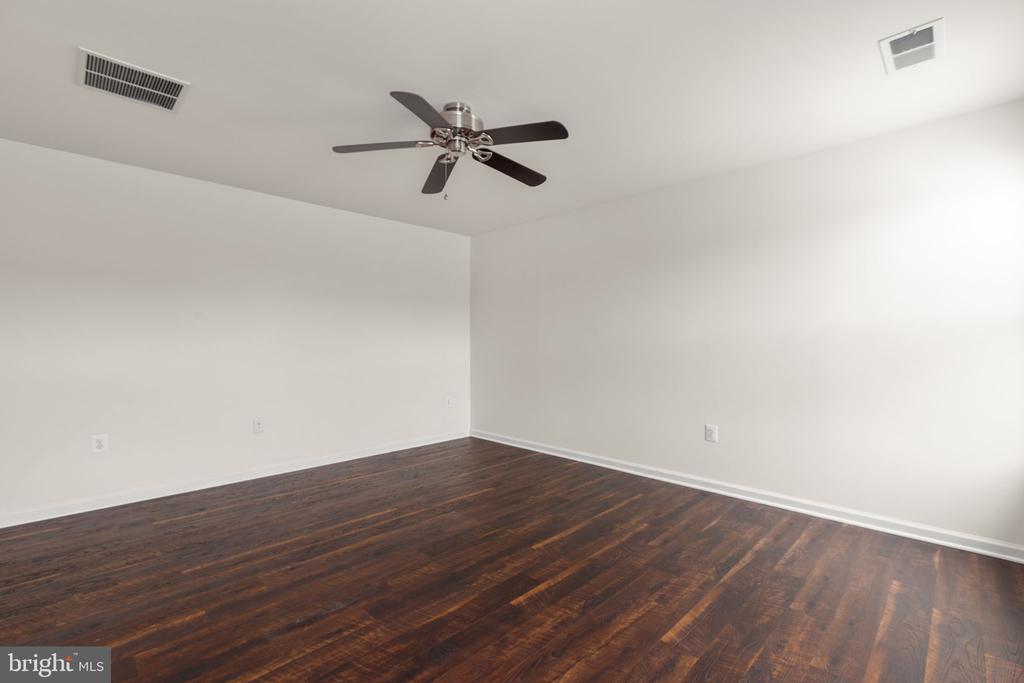 2509 CORNELL DR, FREDERICKSBURG, Virginia 22408, 4 Bedrooms Bedrooms, ,2 BathroomsBathrooms,Residential,2509 CORNELL DR,VASP2041438 MLS # VASP2041438