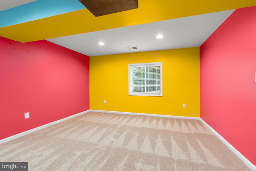 2509 CORNELL DR, FREDERICKSBURG, Virginia 22408, 4 Bedrooms Bedrooms, ,2 BathroomsBathrooms,Residential,2509 CORNELL DR,VASP2041438 MLS # VASP2041438