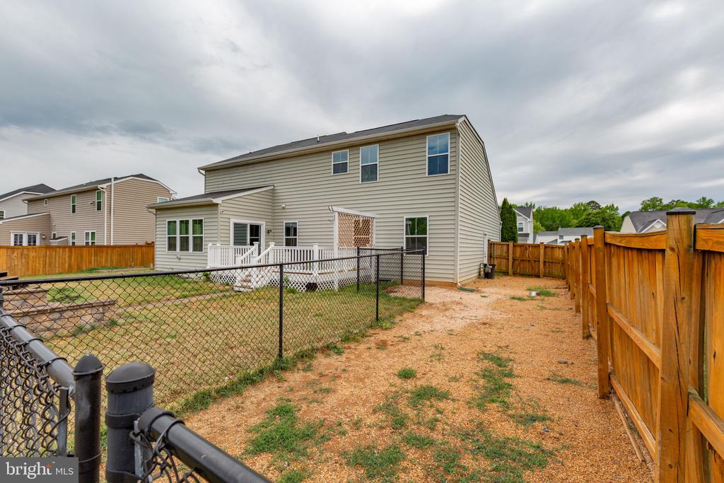 2509 CORNELL DR, FREDERICKSBURG, Virginia 22408, 4 Bedrooms Bedrooms, ,2 BathroomsBathrooms,Residential,2509 CORNELL DR,VASP2041438 MLS # VASP2041438