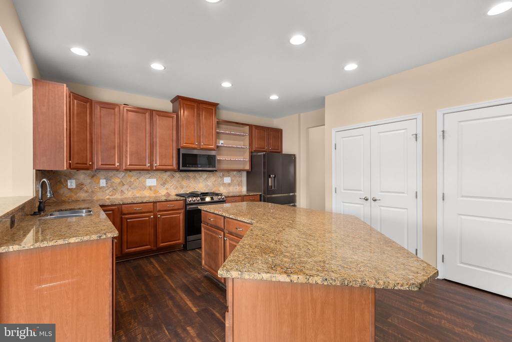 2509 CORNELL DR, FREDERICKSBURG, Virginia 22408, 4 Bedrooms Bedrooms, ,2 BathroomsBathrooms,Residential,2509 CORNELL DR,VASP2041438 MLS # VASP2041438