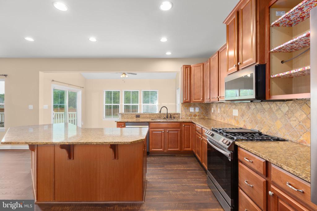2509 CORNELL DR, FREDERICKSBURG, Virginia 22408, 4 Bedrooms Bedrooms, ,2 BathroomsBathrooms,Residential,2509 CORNELL DR,VASP2041438 MLS # VASP2041438