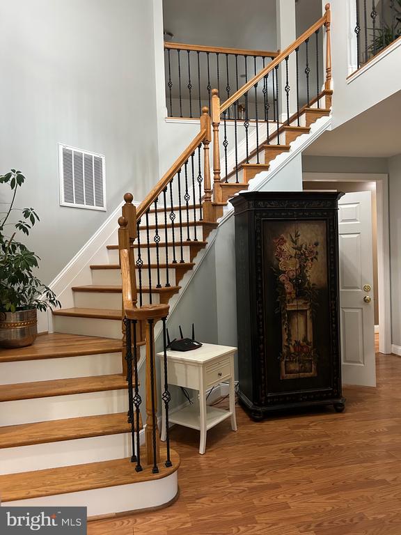 10409 LEE'S MILL RD, WARRENTON, Virginia 20186, 4 Bedrooms Bedrooms, ,6 BathroomsBathrooms,Residential,10409 LEE'S MILL RD,VAFQ2021966 MLS # VAFQ2021966