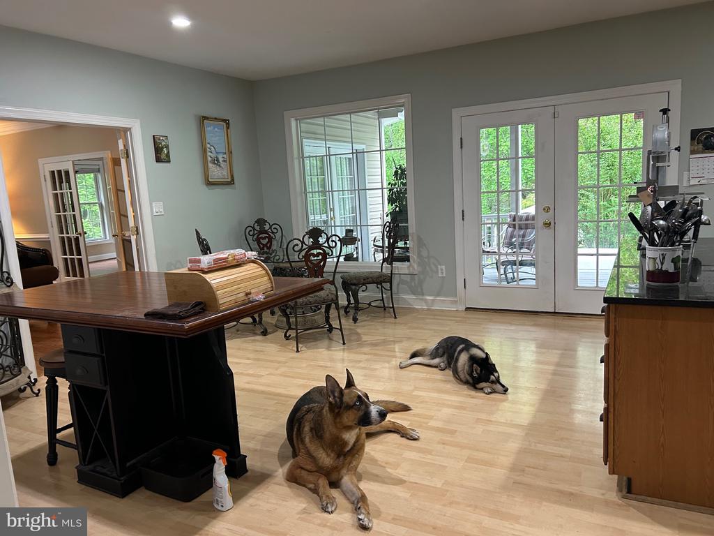 10409 LEE'S MILL RD, WARRENTON, Virginia 20186, 4 Bedrooms Bedrooms, ,6 BathroomsBathrooms,Residential,10409 LEE'S MILL RD,VAFQ2021966 MLS # VAFQ2021966