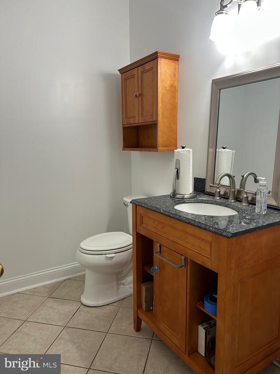 10409 LEE'S MILL RD, WARRENTON, Virginia 20186, 4 Bedrooms Bedrooms, ,6 BathroomsBathrooms,Residential,10409 LEE'S MILL RD,VAFQ2021966 MLS # VAFQ2021966