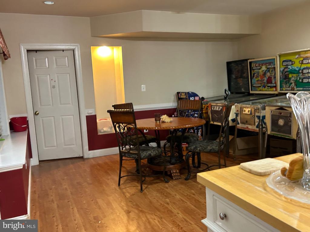 10409 LEE'S MILL RD, WARRENTON, Virginia 20186, 4 Bedrooms Bedrooms, ,6 BathroomsBathrooms,Residential,10409 LEE'S MILL RD,VAFQ2021966 MLS # VAFQ2021966
