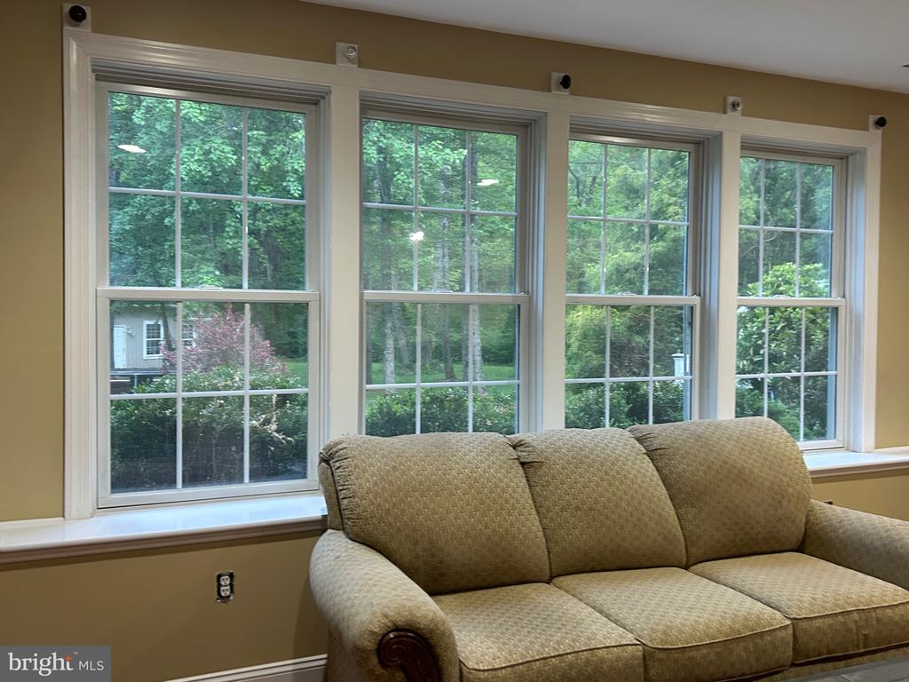 10409 LEE'S MILL RD, WARRENTON, Virginia 20186, 4 Bedrooms Bedrooms, ,6 BathroomsBathrooms,Residential,10409 LEE'S MILL RD,VAFQ2021966 MLS # VAFQ2021966
