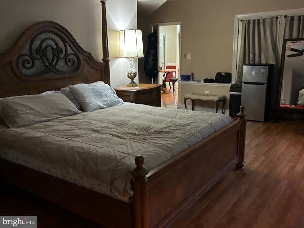 10409 LEE'S MILL RD, WARRENTON, Virginia 20186, 4 Bedrooms Bedrooms, ,6 BathroomsBathrooms,Residential,10409 LEE'S MILL RD,VAFQ2021966 MLS # VAFQ2021966