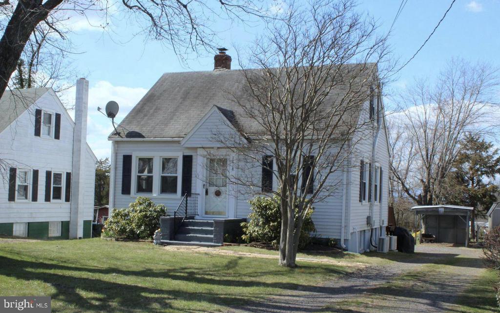 1818 ORANGE RD, CULPEPER, Virginia 22701, 4 Bedrooms Bedrooms, ,2 BathroomsBathrooms,Residential,1818 ORANGE RD,VACU2013588 MLS # VACU2013588