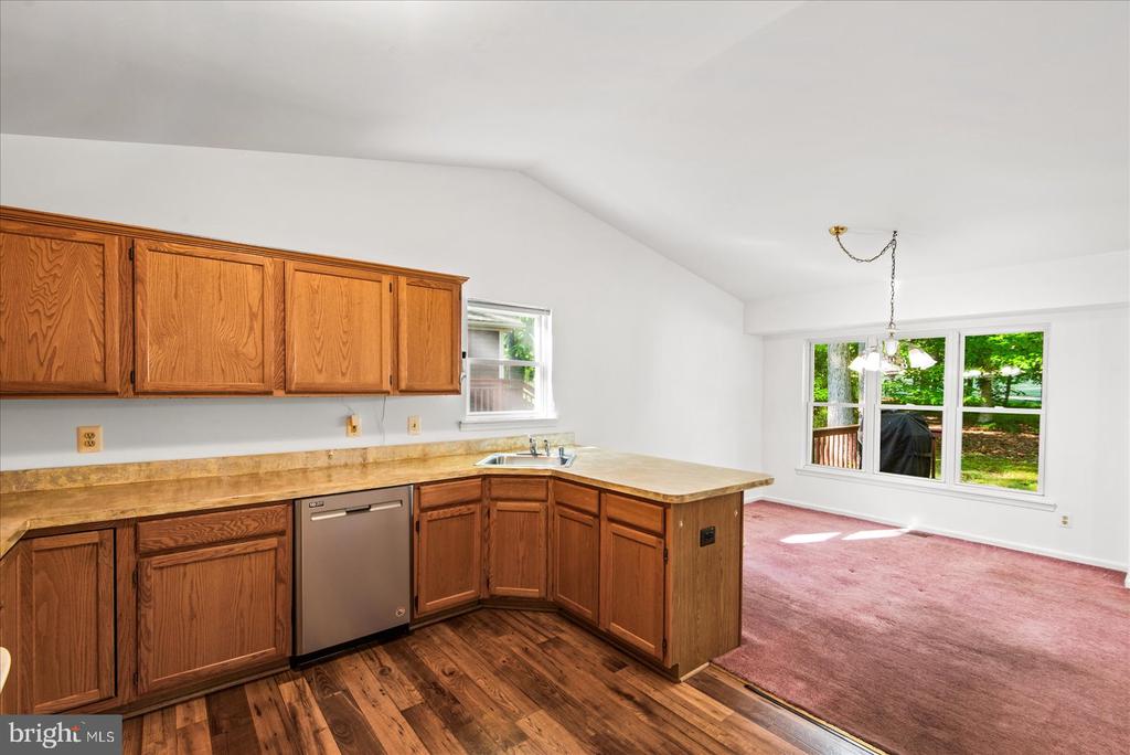 130 GREEN ST, LOCUST GROVE, Virginia 22508, 3 Bedrooms Bedrooms, ,2 BathroomsBathrooms,Residential,130 GREEN ST,VAOR2014086 MLS # VAOR2014086