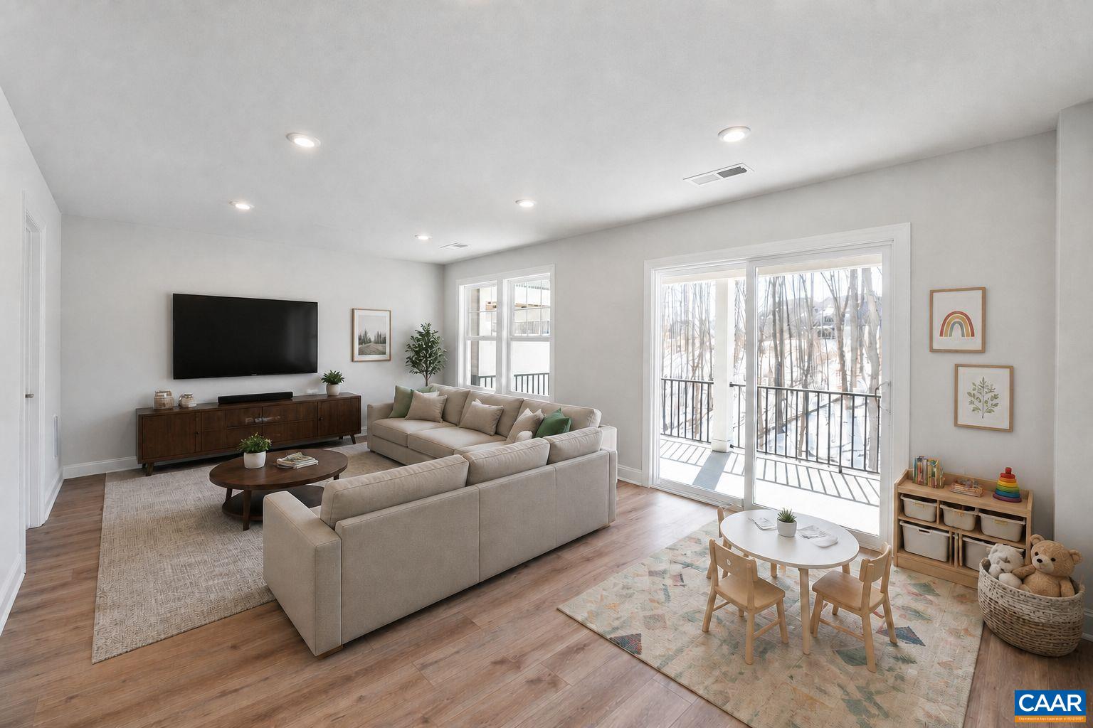 3044 FARROW CIR, CHARLOTTESVILLE, Virginia 22901, 3 Bedrooms Bedrooms, ,2 BathroomsBathrooms,Residential,Holly I A Townhome Plan - Elevation G,3044 FARROW CIR,676910 MLS # 676910
