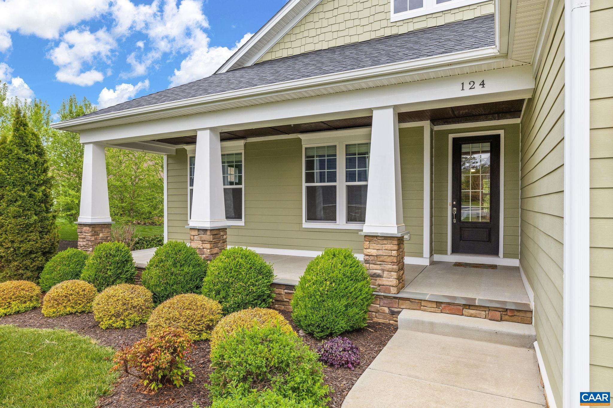 124 CHERRYWOOD CT, LOUISA, Virginia 22942, 4 Bedrooms Bedrooms, ,3 BathroomsBathrooms,Residential,124 CHERRYWOOD CT,676911 MLS # 676911