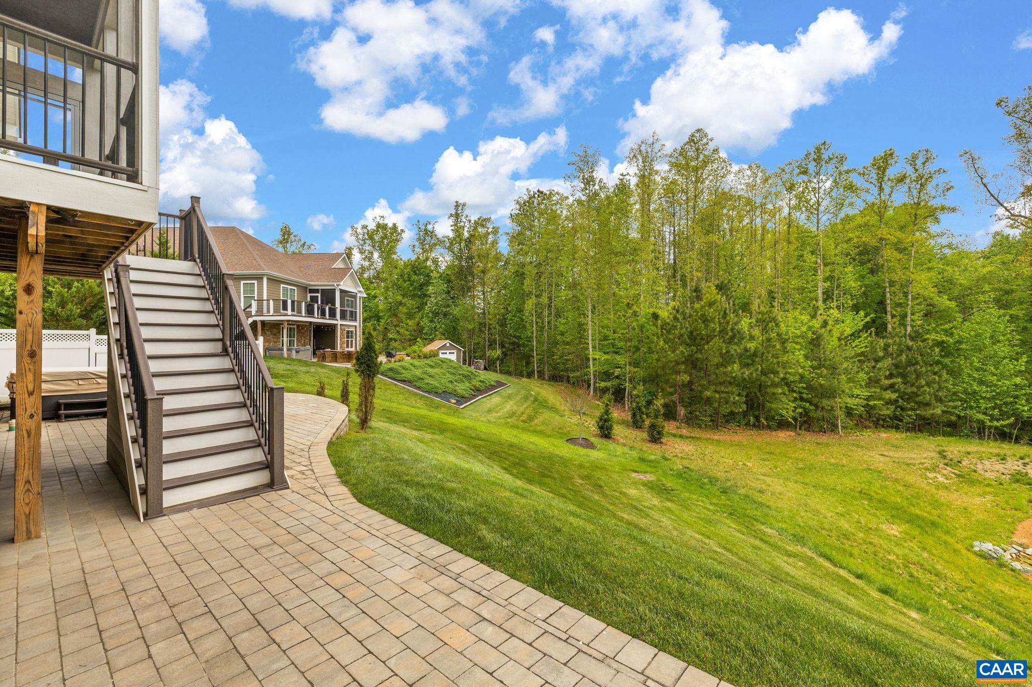124 CHERRYWOOD CT, LOUISA, Virginia 22942, 4 Bedrooms Bedrooms, ,3 BathroomsBathrooms,Residential,124 CHERRYWOOD CT,676911 MLS # 676911