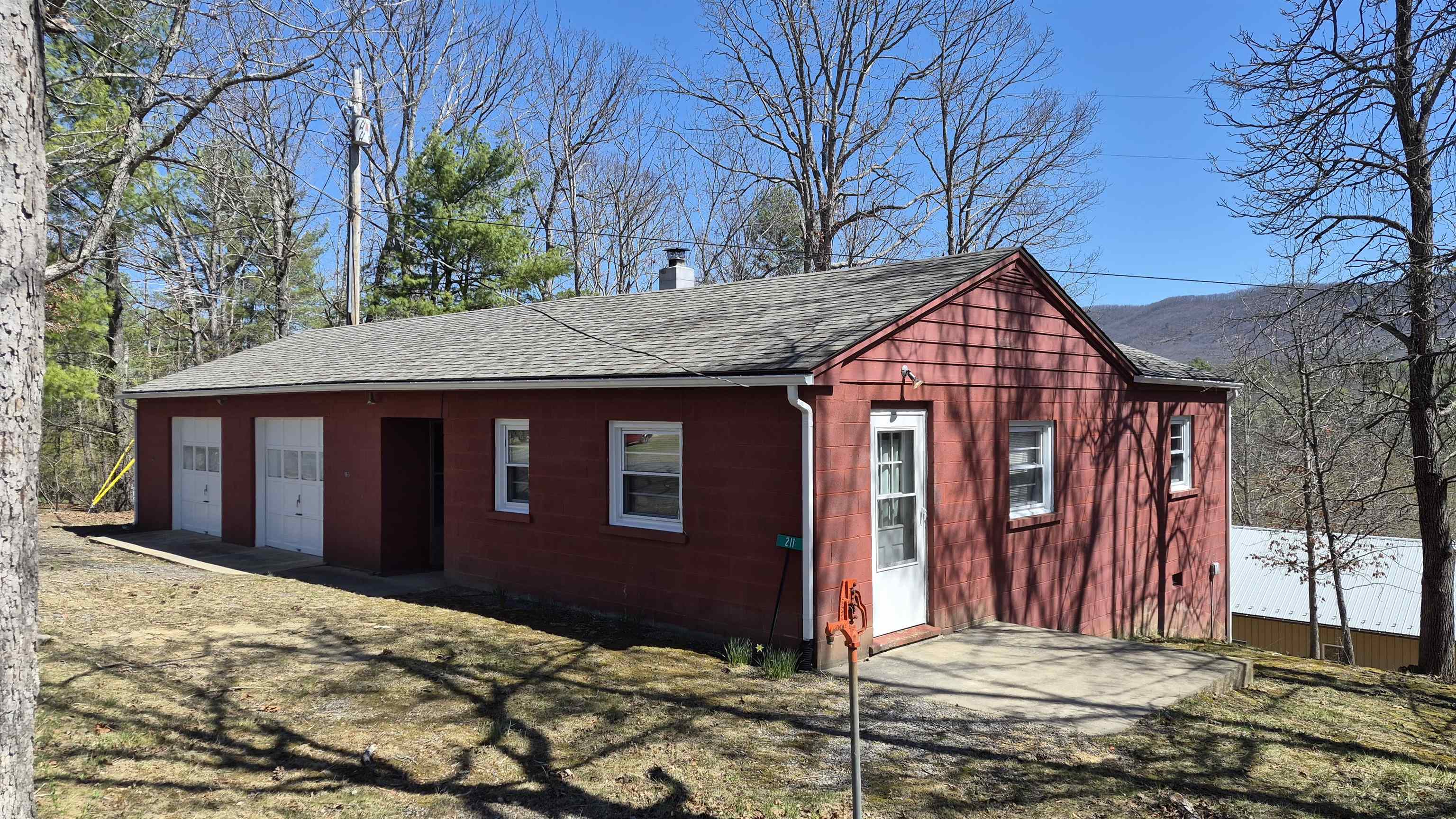 211 WATERTANK RD, MILLBORO, Virginia 24460, 2 Bedrooms Bedrooms, ,1 BathroomBathrooms,Residential,