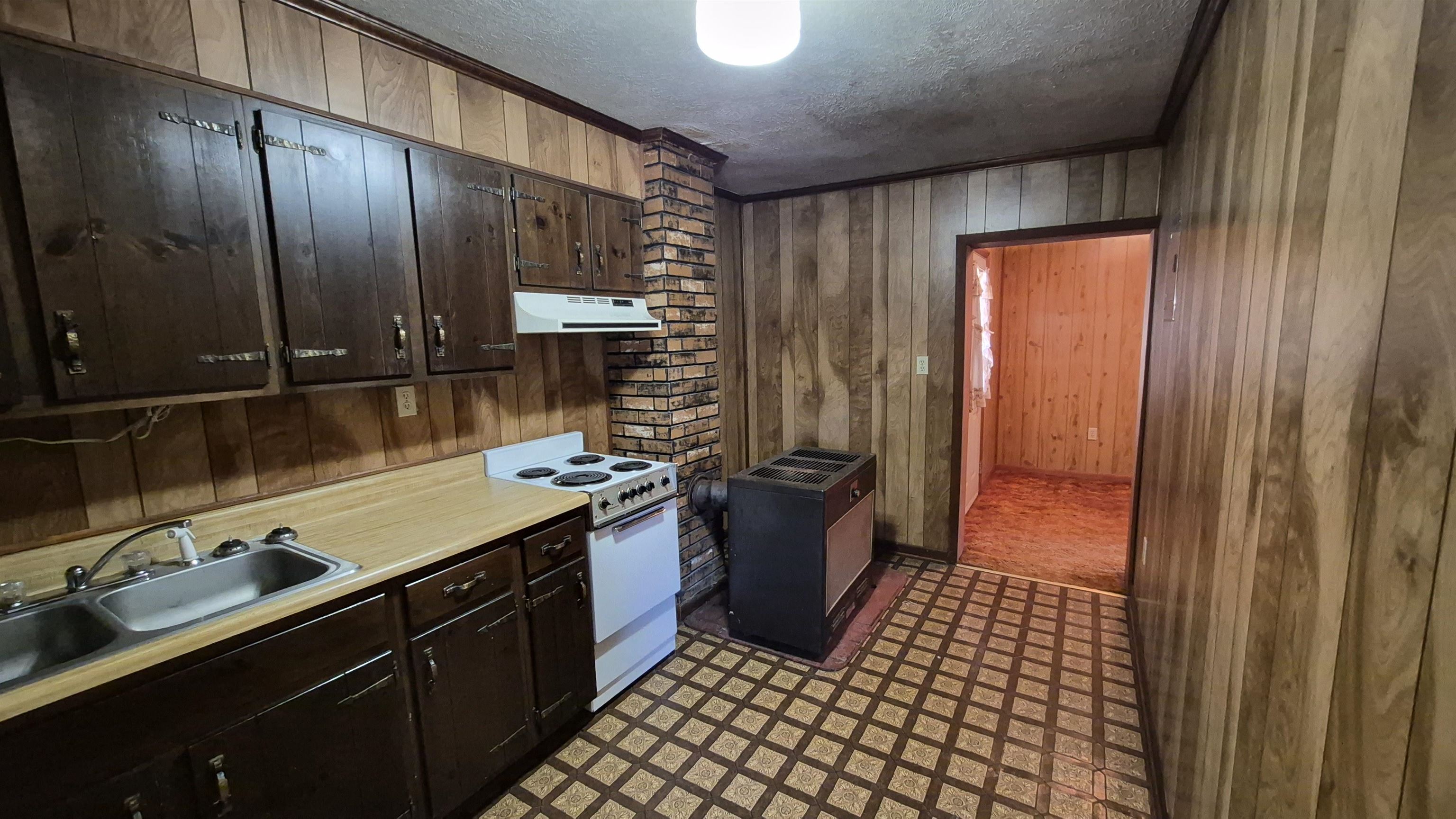 211 WATERTANK RD, MILLBORO, Virginia 24460, 2 Bedrooms Bedrooms, ,1 BathroomBathrooms,Residential,