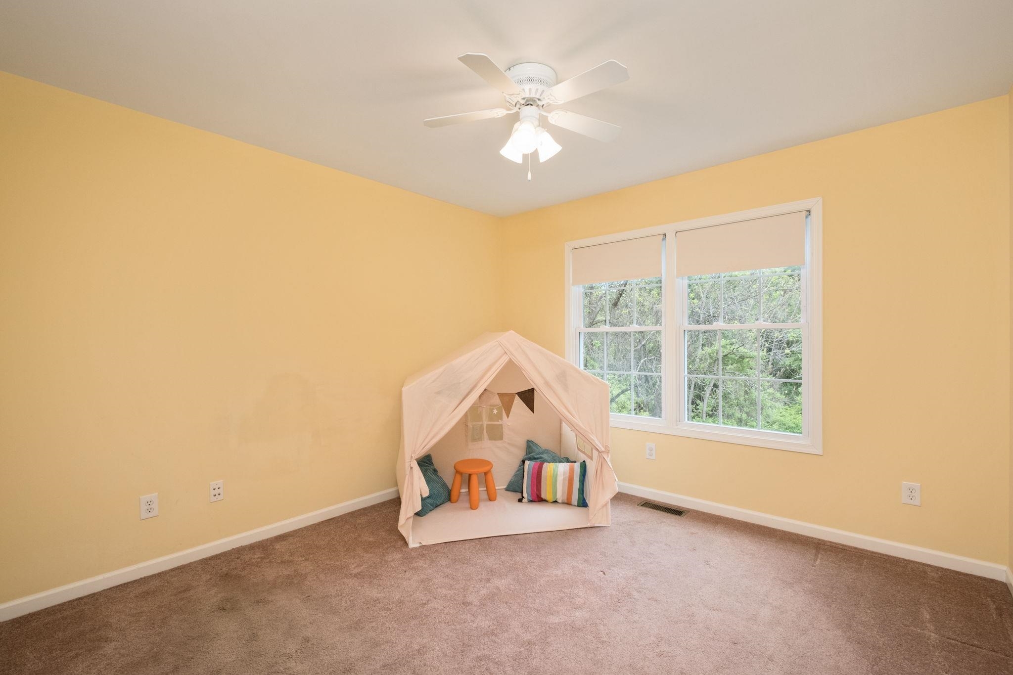 1456 NEW HOPE RD, STAUNTON, Virginia 24401, 4 Bedrooms Bedrooms, ,2 BathroomsBathrooms,Residential,1456 NEW HOPE RD,676920 MLS # 676920