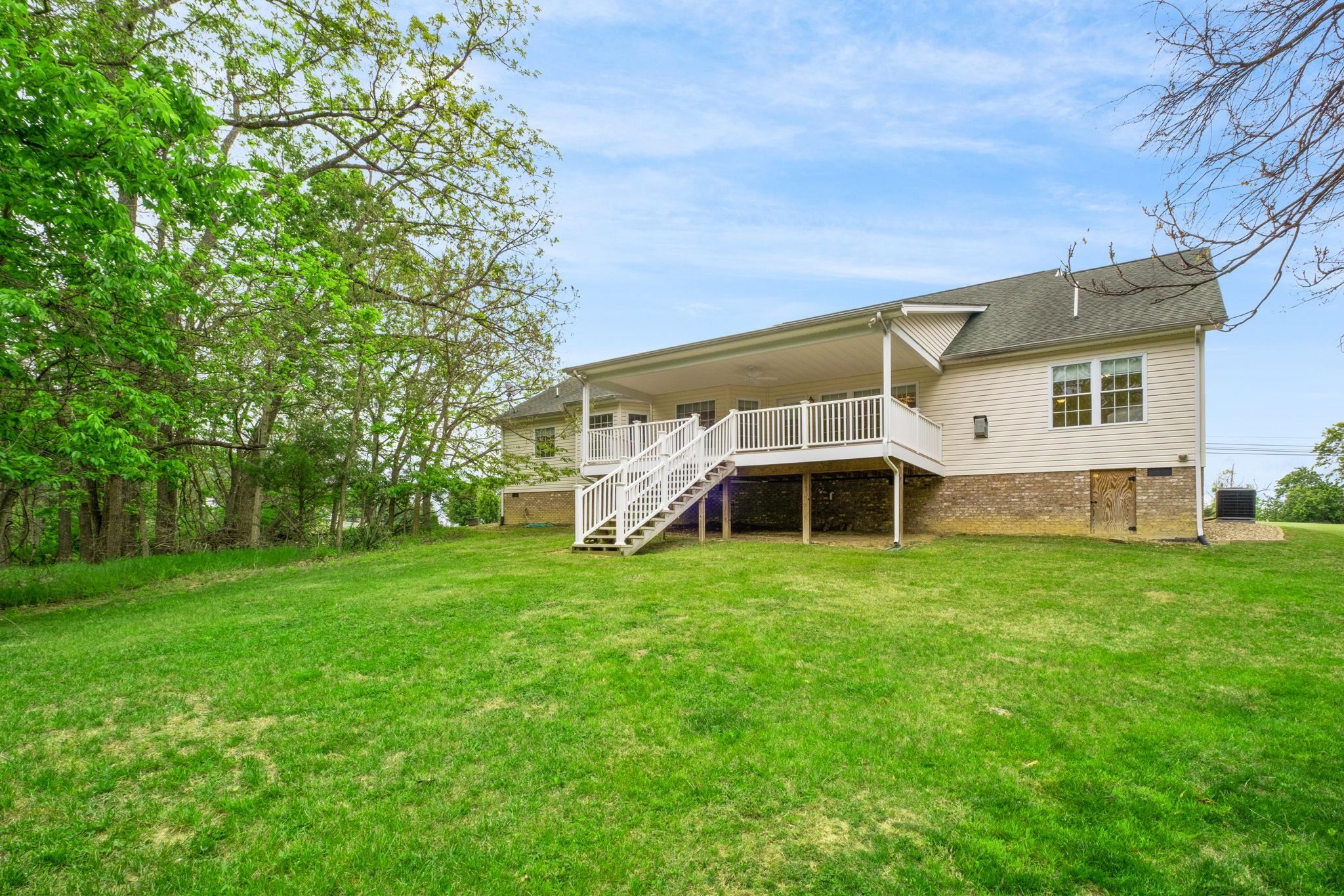 1456 NEW HOPE RD, STAUNTON, Virginia 24401, 4 Bedrooms Bedrooms, ,2 BathroomsBathrooms,Residential,1456 NEW HOPE RD,676920 MLS # 676920