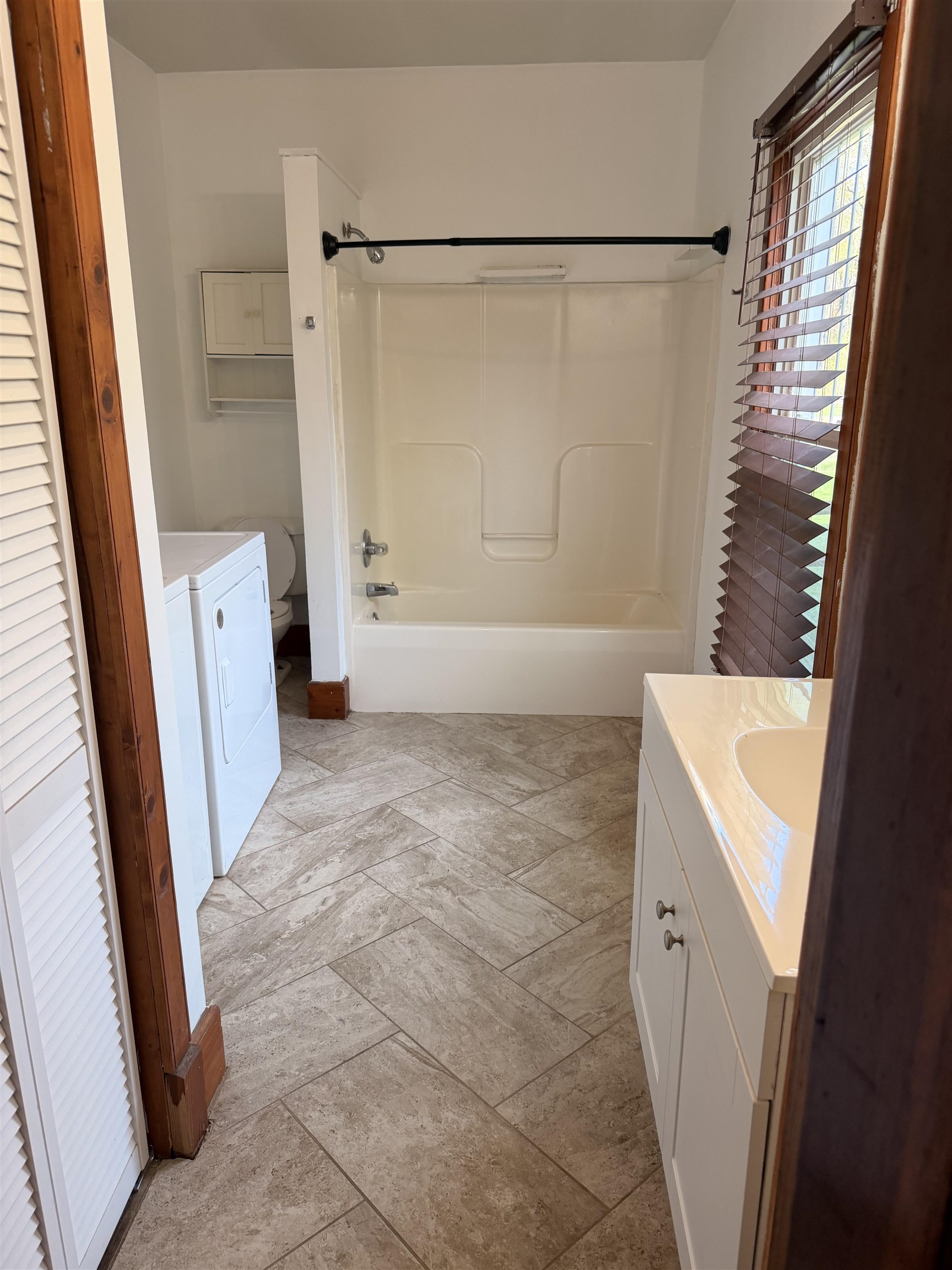 64 AUGUSTA SPRINGS RD, CRAIGSVILLE, Virginia 24401, 3 Bedrooms Bedrooms, ,1 BathroomBathrooms,Residential,062A 1 65 062A 1 66 062A 1 62A,64 AUGUSTA SPRINGS RD,676922 MLS # 676922