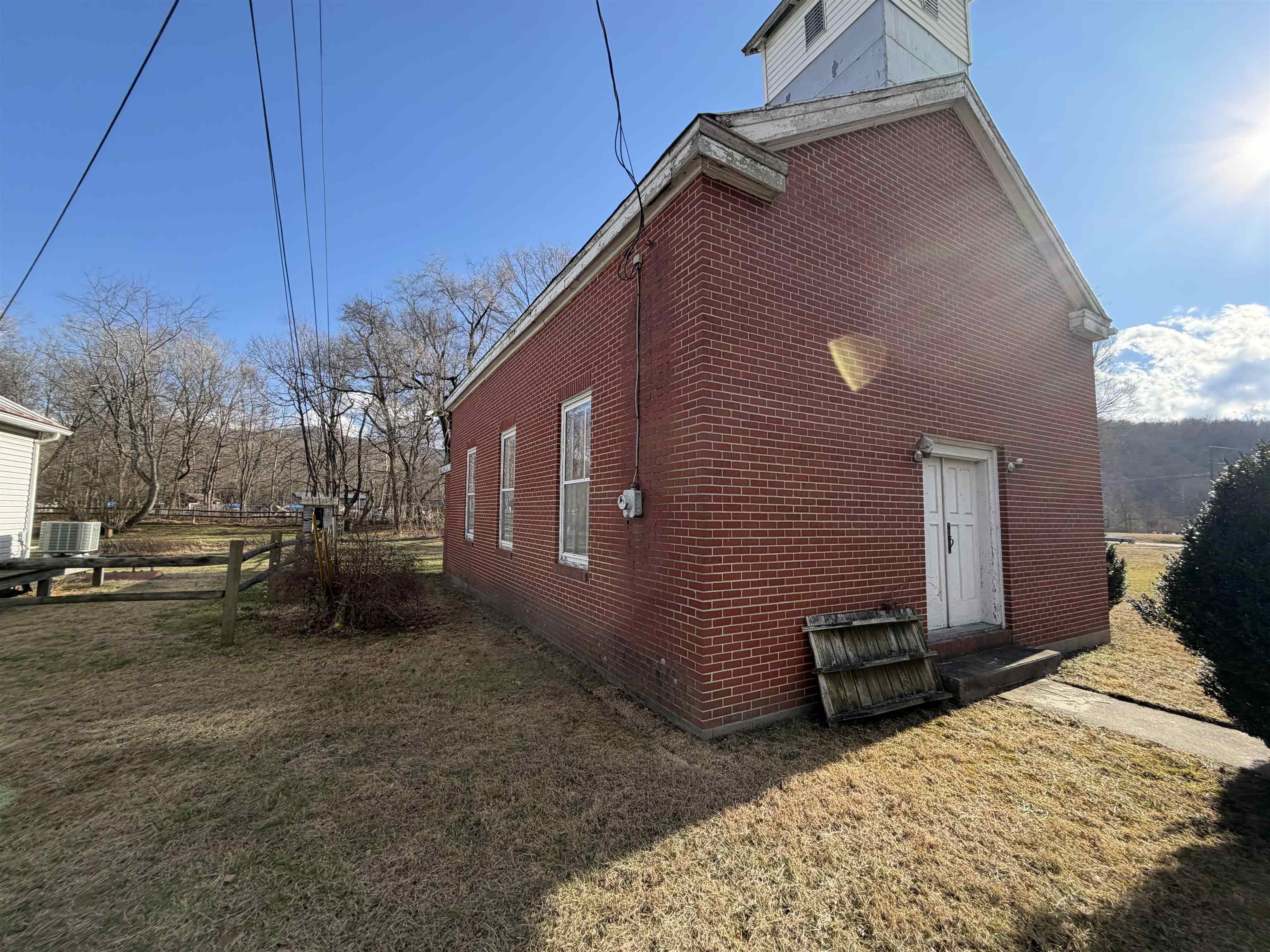 64 AUGUSTA SPRINGS RD, CRAIGSVILLE, Virginia 24401, 3 Bedrooms Bedrooms, ,1 BathroomBathrooms,Residential,062A 1 65 062A 1 66 062A 1 62A,64 AUGUSTA SPRINGS RD,676922 MLS # 676922