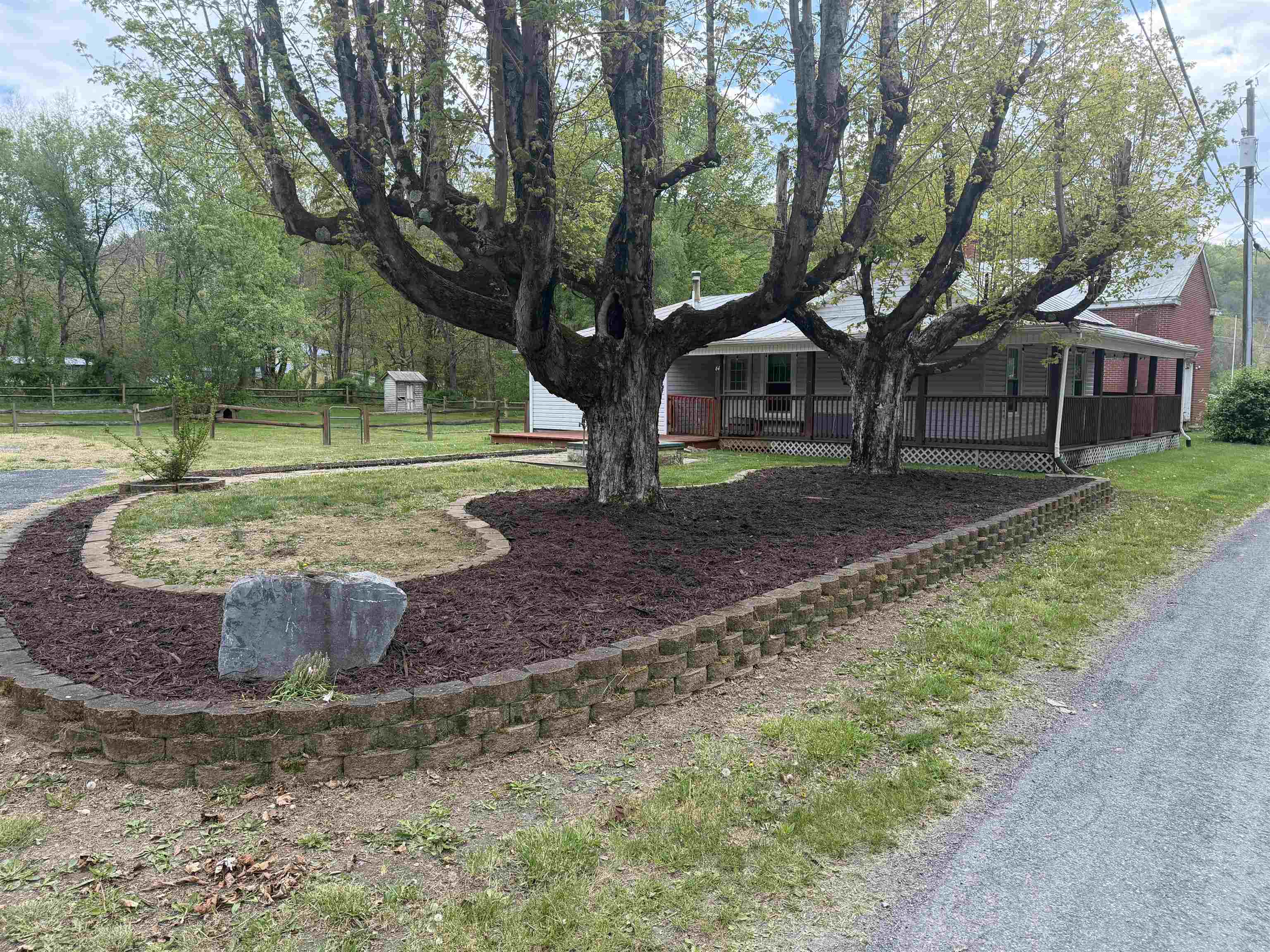 64 AUGUSTA SPRINGS RD, CRAIGSVILLE, Virginia 24401, 3 Bedrooms Bedrooms, ,1 BathroomBathrooms,Residential,062A 1 65 062A 1 66 062A 1 62A,64 AUGUSTA SPRINGS RD,676922 MLS # 676922